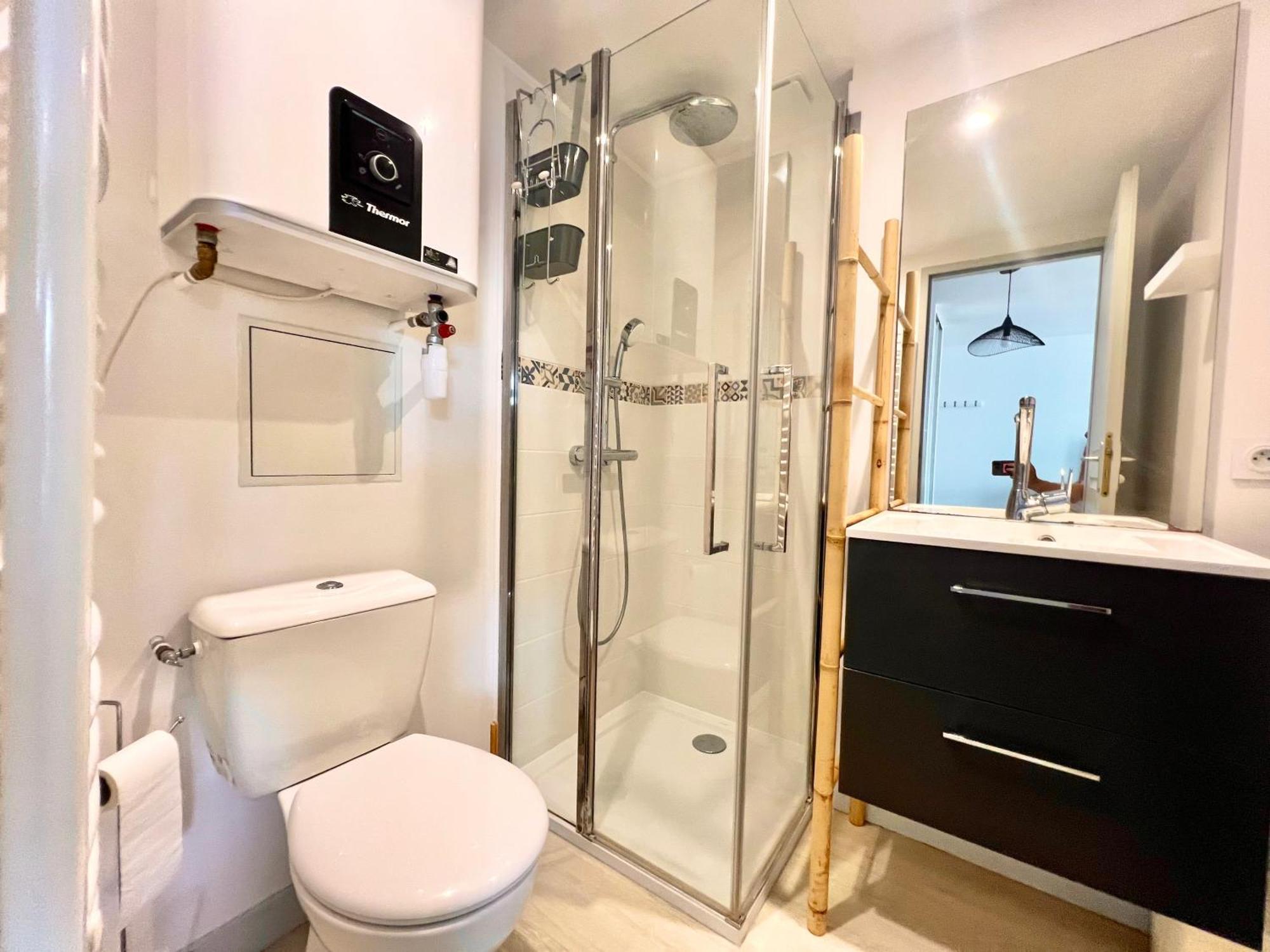 Repaire Central - Chic & Moderne - Wifi Gratuit - Parfaitement Equipe - Centre-Ville Historique Ла Рошел Екстериор снимка